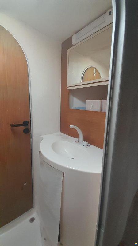 Fountaine Pajot Antigua 37