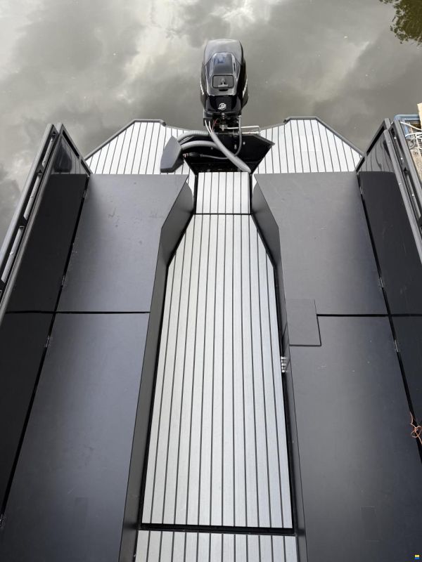Powerboat 6500