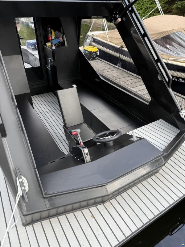Powerboat 6500