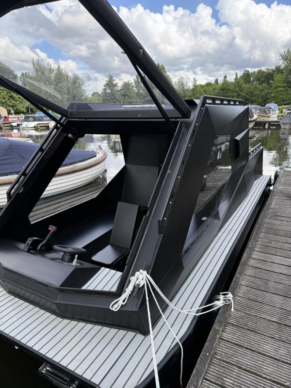 Powerboat 6500