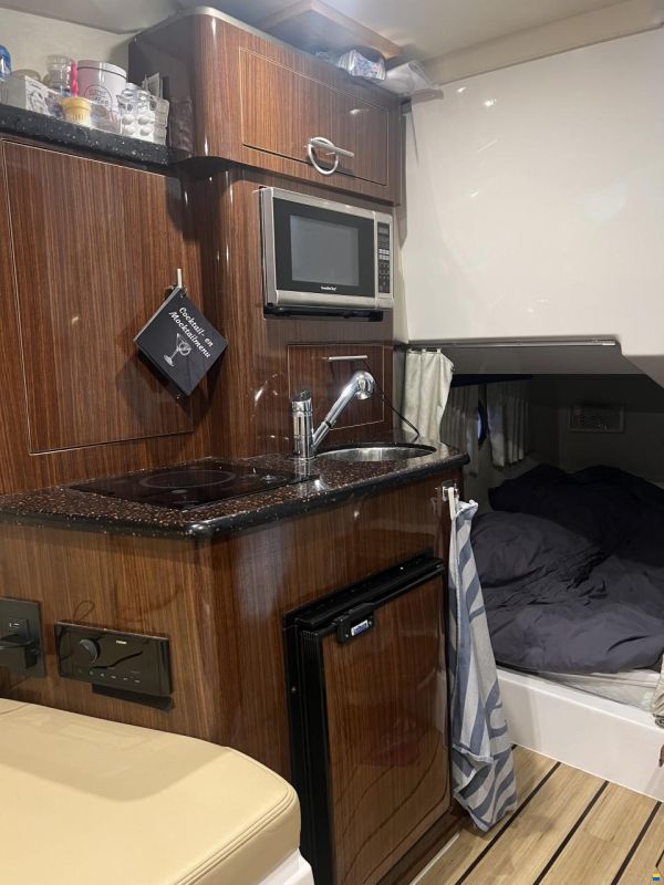 Regal 28 Express