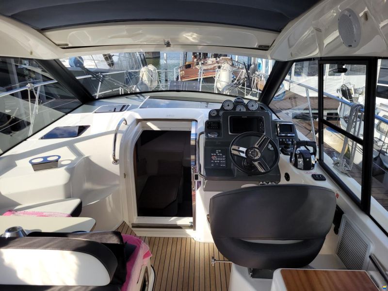 Bavaria S33HT