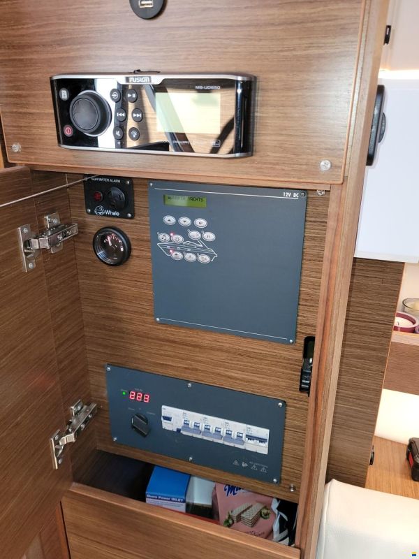 Bavaria S33HT