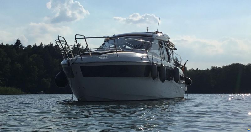 Bavaria S33HT