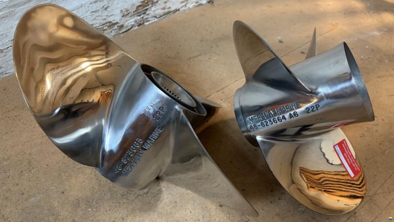 Mercury MerCruiser Bravo III Duoprop 3+3