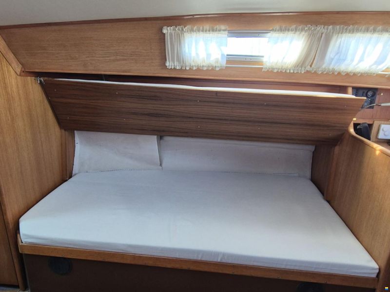 Arcona 32