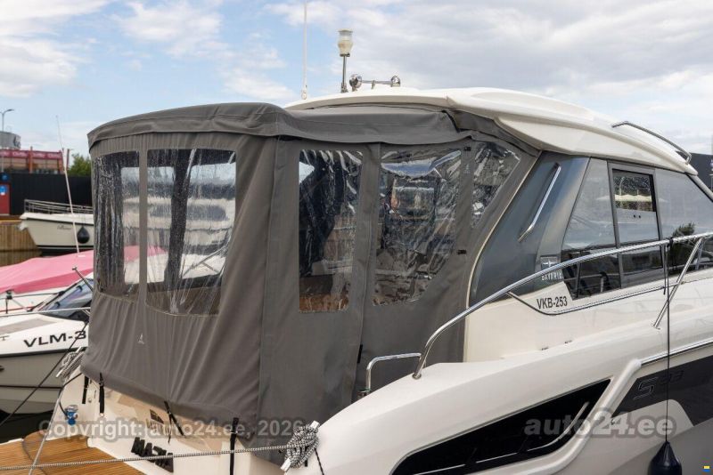 Bavaria S33 HT