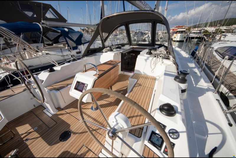 Bavaria C38