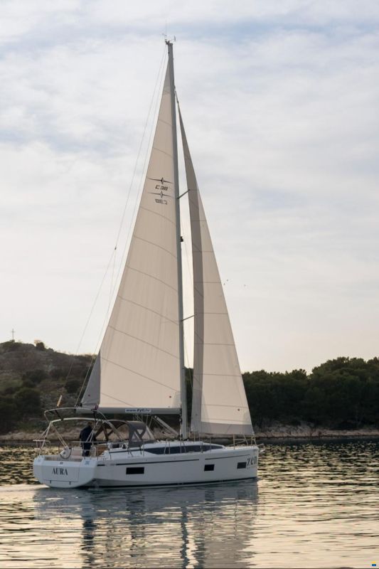 Bavaria C38