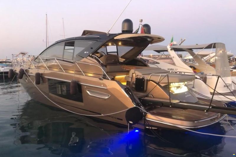 Cranchi M44 HT