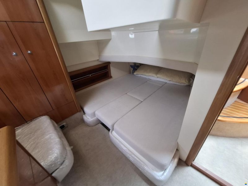 Sealine C39