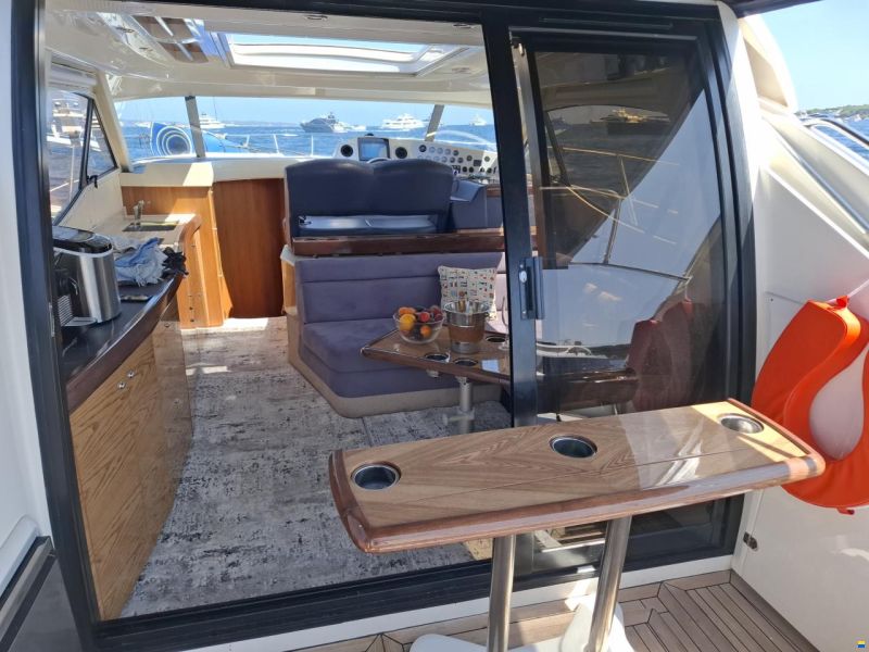 Sealine C39