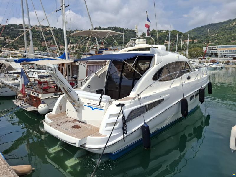 Sealine C39