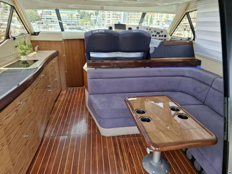 Sealine C39