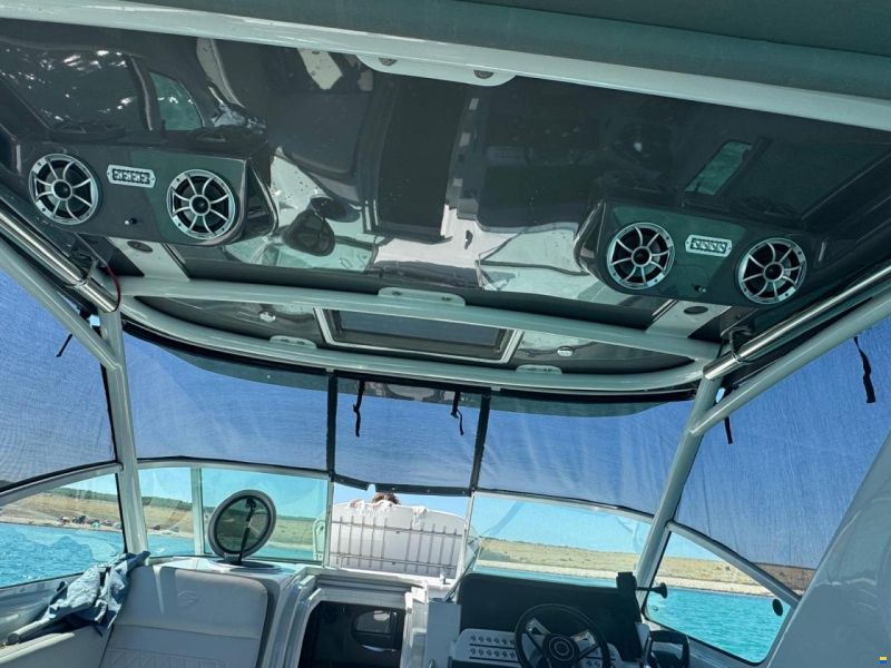 Crownline 310 CRX