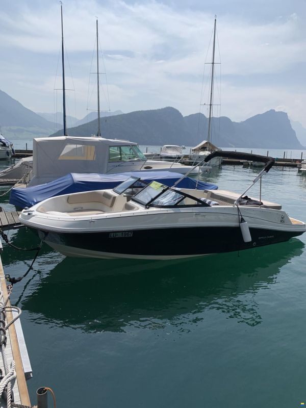 Bayliner VR5 Bowrider 250 PS