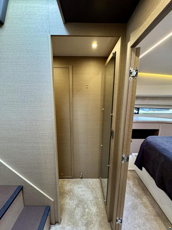 Prestige 460 FLY