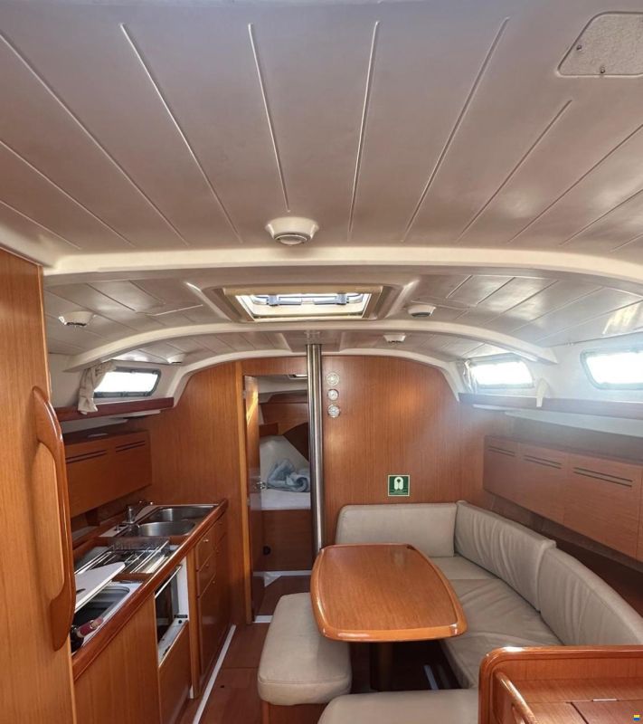 Beneteau Cyclades 39.3