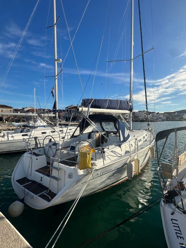Beneteau Cyclades 39.3