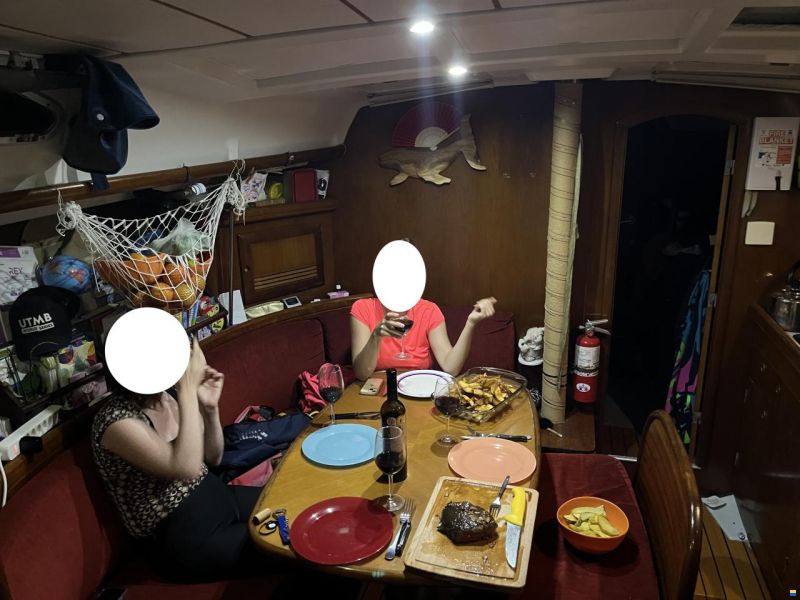 Beneteau Oceanis 393