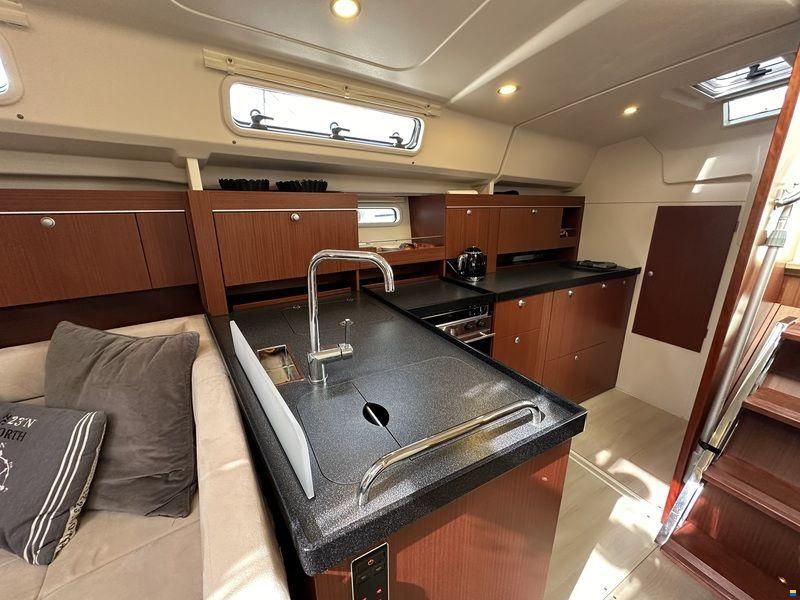 Hanse 415