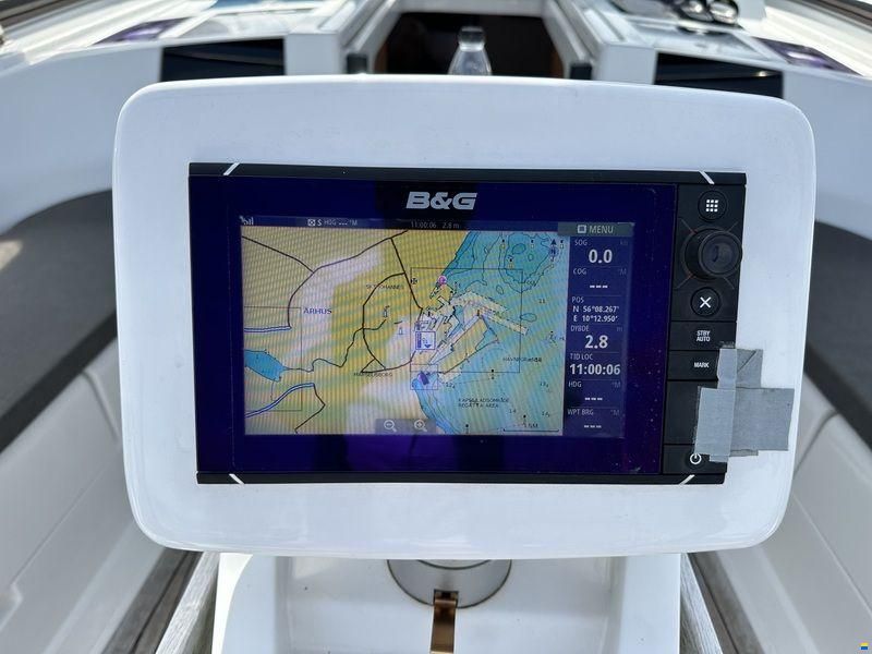 Hanse 415