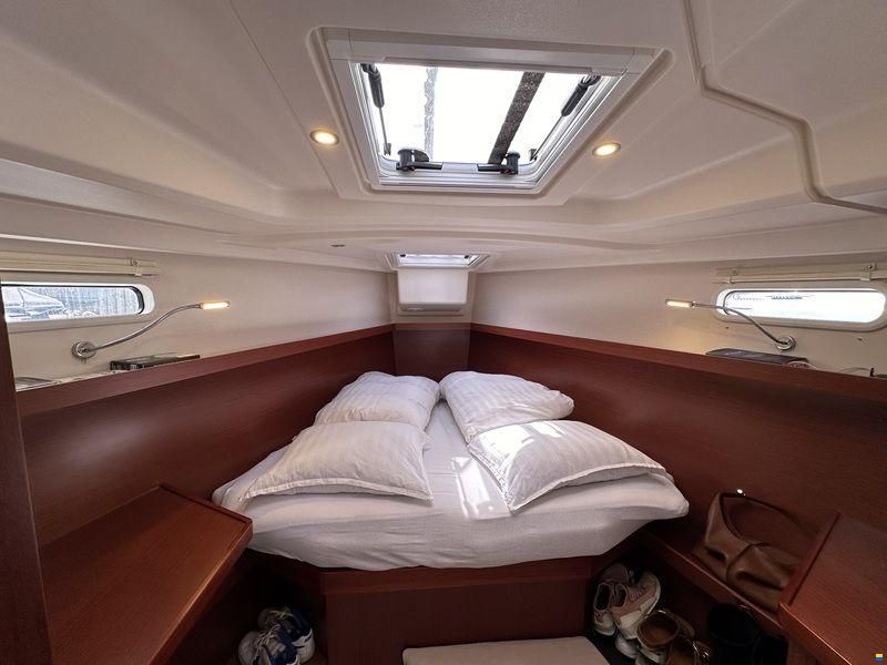 Hanse 415