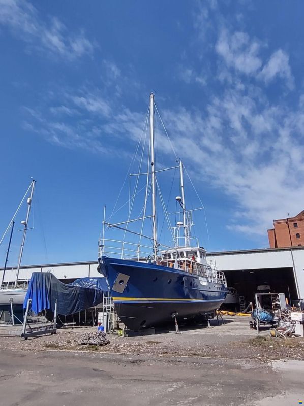 Custom Motorsailer