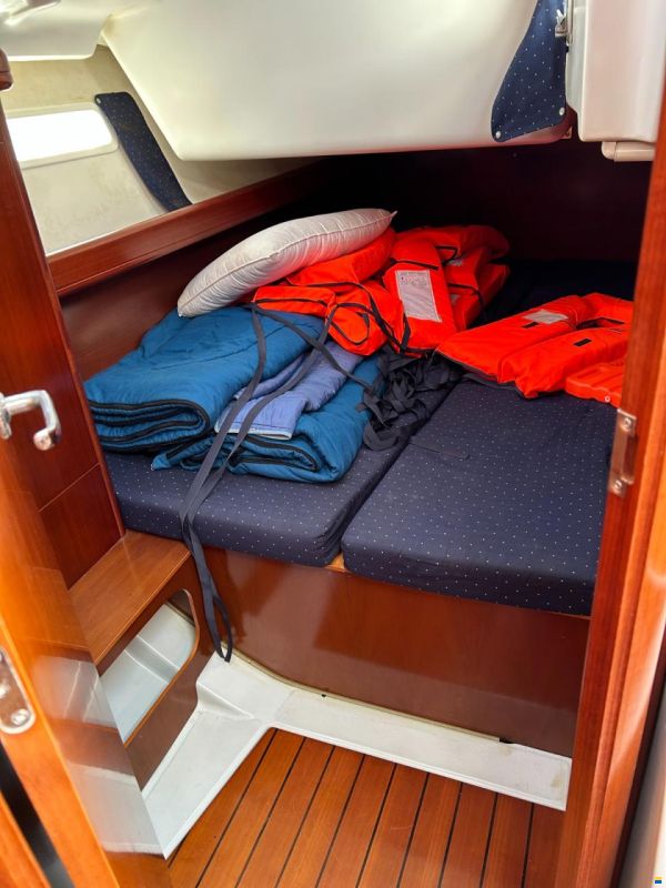 Beneteau Oceanis 393