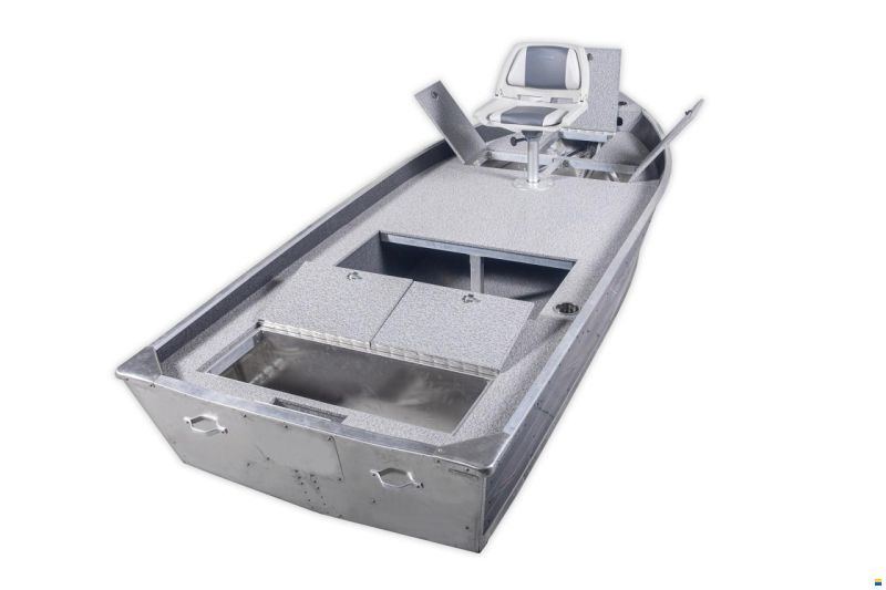 Marine s.r.o. 400 Bass Inkl. 8 PS Mercury