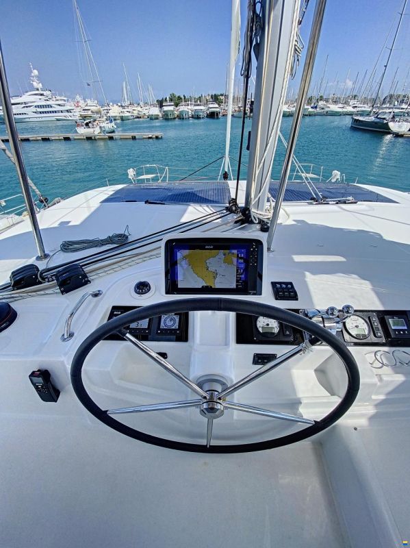 Lagoon 46