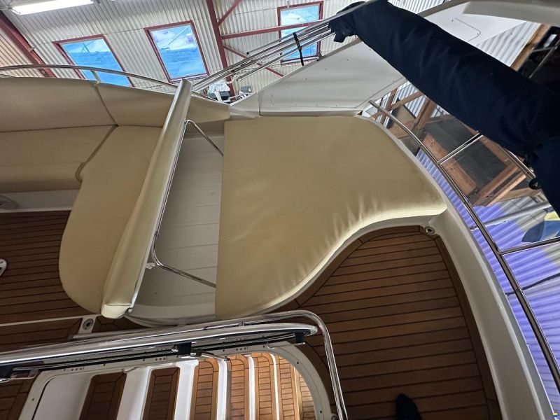 Galeon 390 Fly