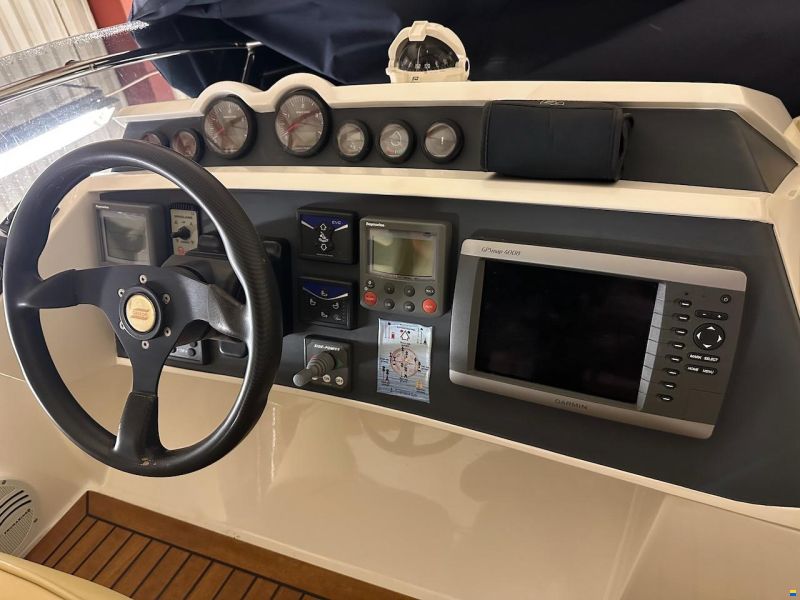 Galeon 390 Fly