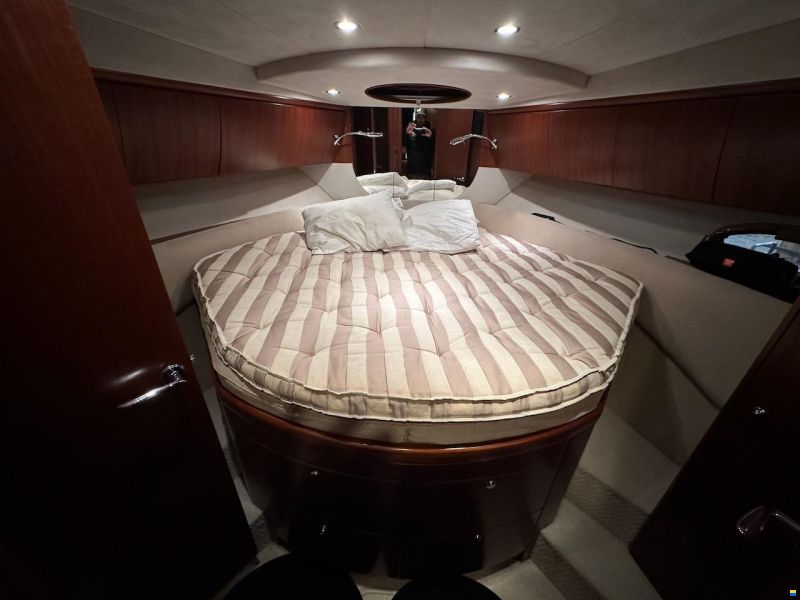 Galeon 390 Fly