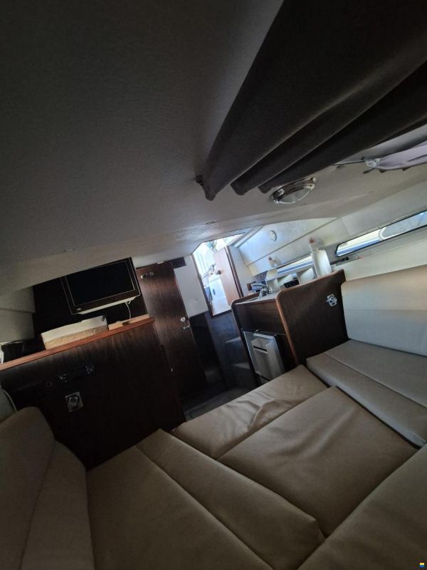 Fairline Carrera 24
