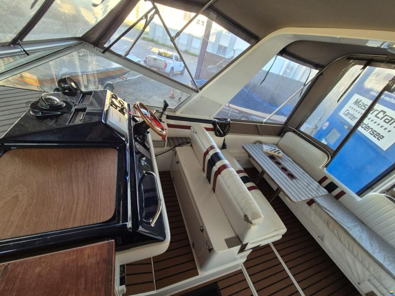 Fairline Carrera 24