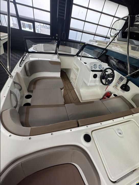 Quicksilver Activ 525 Axess – Lagerboot |