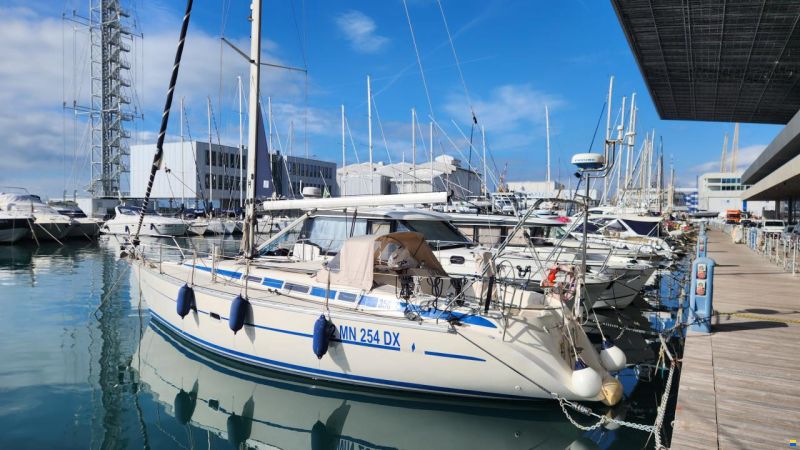 Bavaria 350 Lagoon