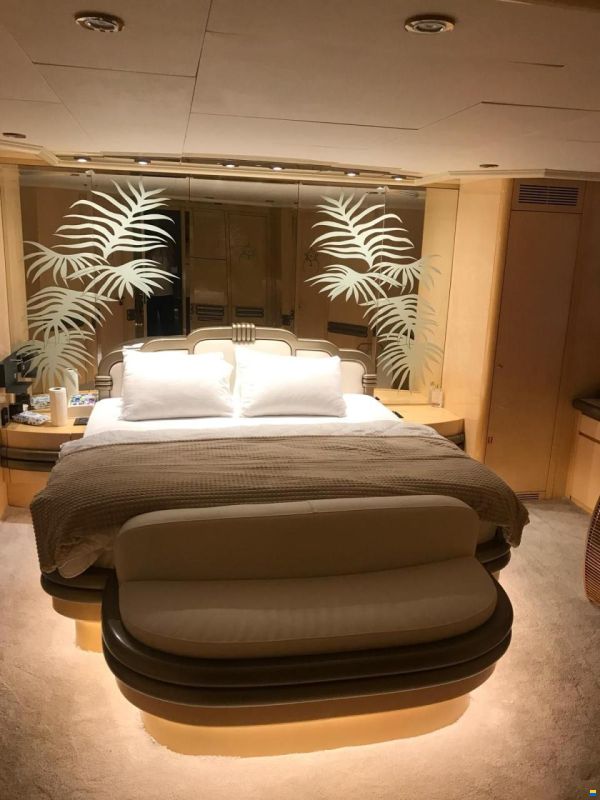 Falcon Yachts 92