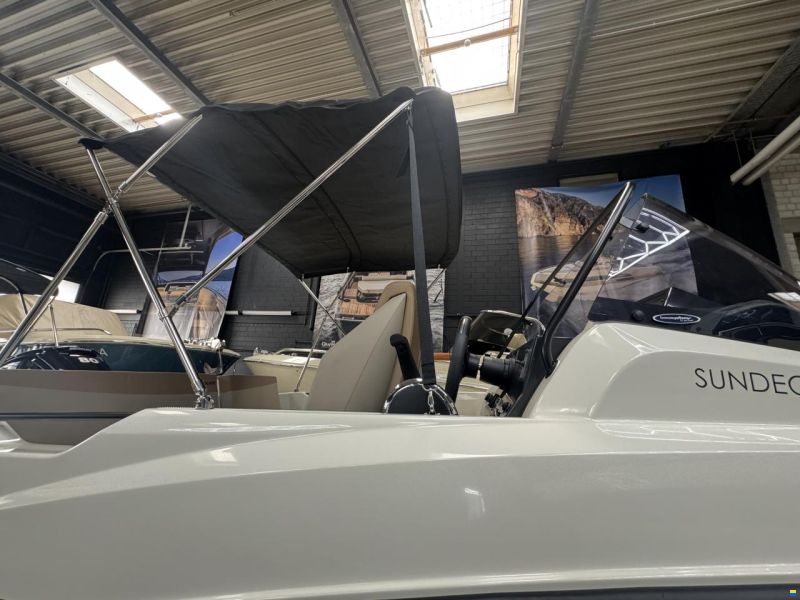 Quicksilver 605 Sundeck | 100 PS | inkl. Trailer |