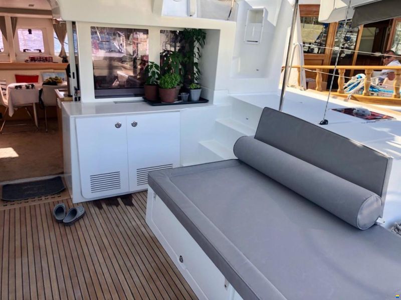 Lagoon 450 F