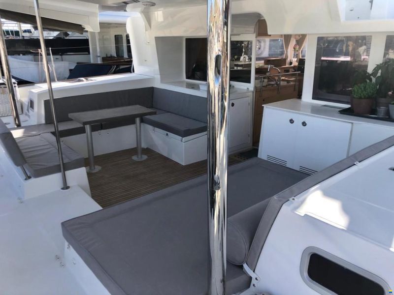 Lagoon 450 F