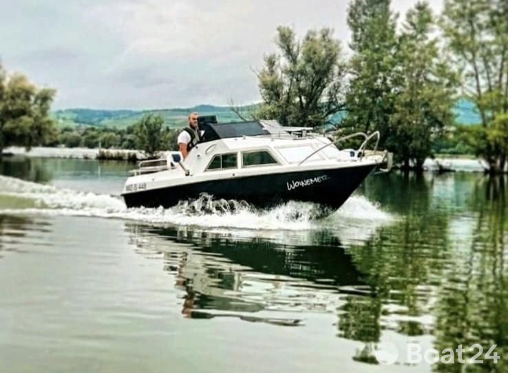 Chrisidon Kajütboot / Familienboot