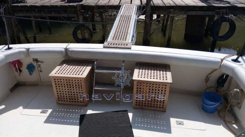Bertram Yacht 37' SF