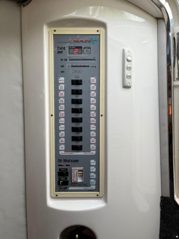Sealine 310 Ambassador