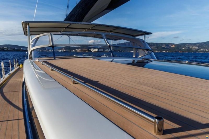 Y-Yachts Y9