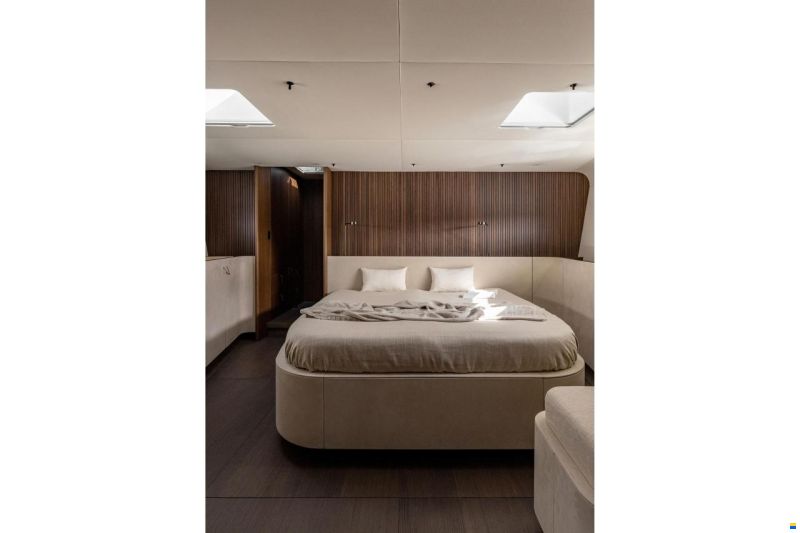 Y-Yachts Y9