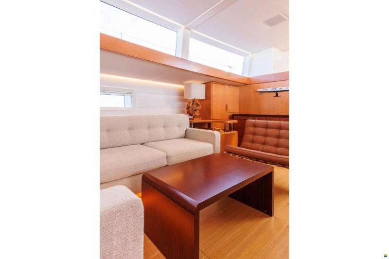 Y-Yachts Y9