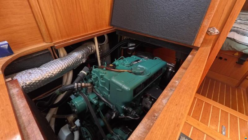 Wauquiez 40 Pilot Saloon