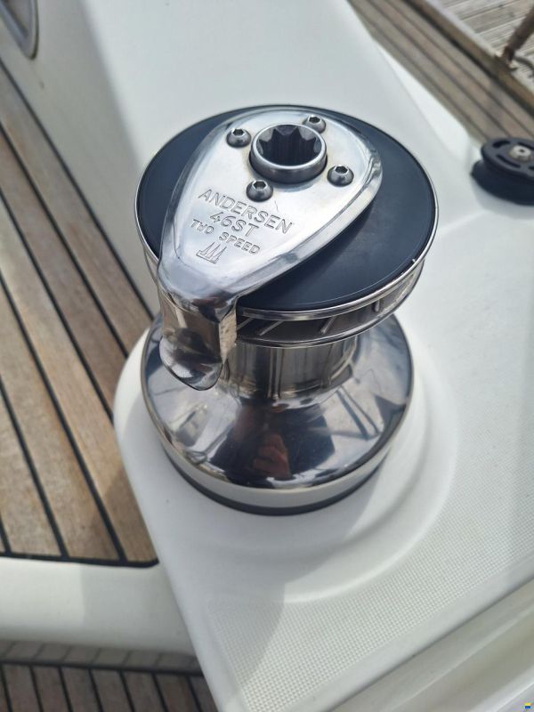 Wauquiez 40 Pilot Saloon